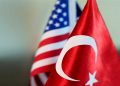 Türk Bayrağı ve ABD bayrağı