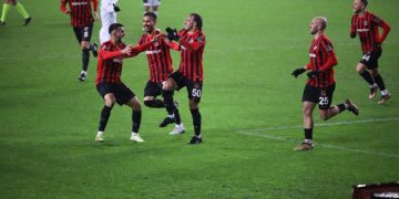 Gaziantep FK futbolcularının gol sevinci.