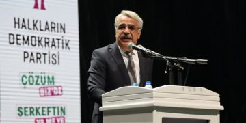 HDP Eş Genel Başkanı Mithat Sancar.