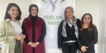 Yeşil Sol Parti Kadın Milletvekili Adayları sol baştan sırasıyla: Selvi Kalır, Ceylan Erol Erdoğan, Sümbül Orhan, Ayten Avdan.